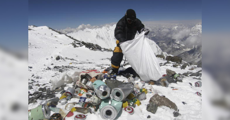 Everest : 75% de déchets en moins grâce à cette Française Everest : 75% de déchets en moins grâce à cette Française